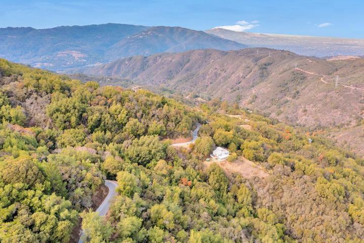 17255 Soda Springs Road, Los Gatos, California 95033