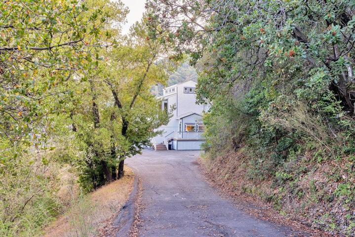 17255 Soda Springs Road, Los Gatos, California 95033