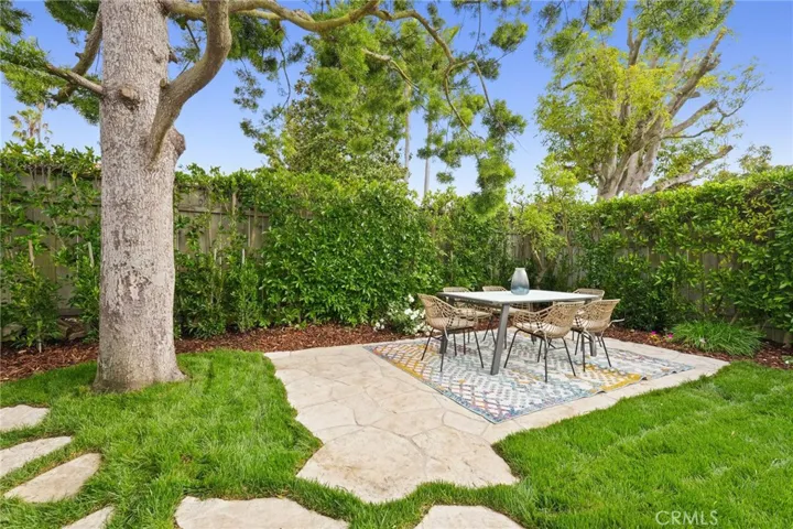 2440 Via Sonoma, Palos Verdes Estates, California 90274