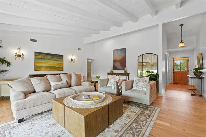 2440 Via Sonoma, Palos Verdes Estates, California 90274
