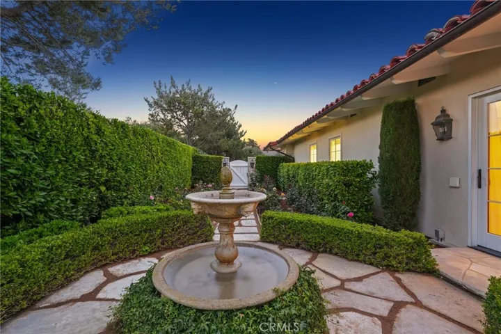2440 Via Sonoma, Palos Verdes Estates, California 90274
