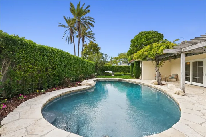 2440 Via Sonoma, Palos Verdes Estates, California 90274