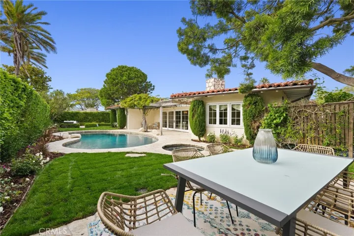 2440 Via Sonoma, Palos Verdes Estates, California 90274
