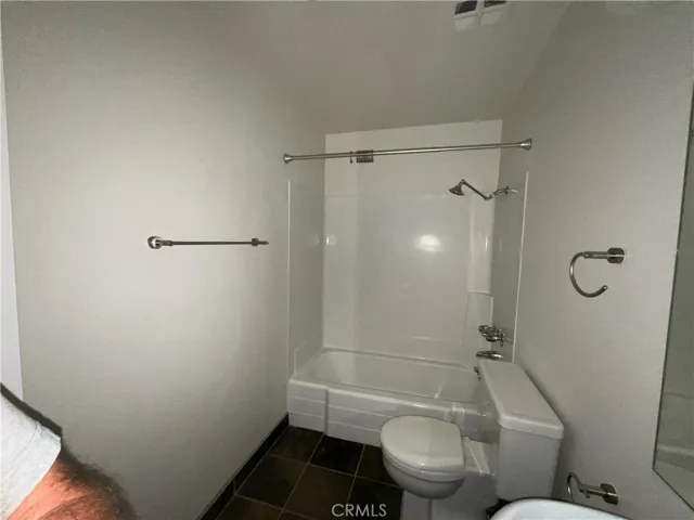 23418 Arlington Avenue Unit 3, Torrance, California 90501