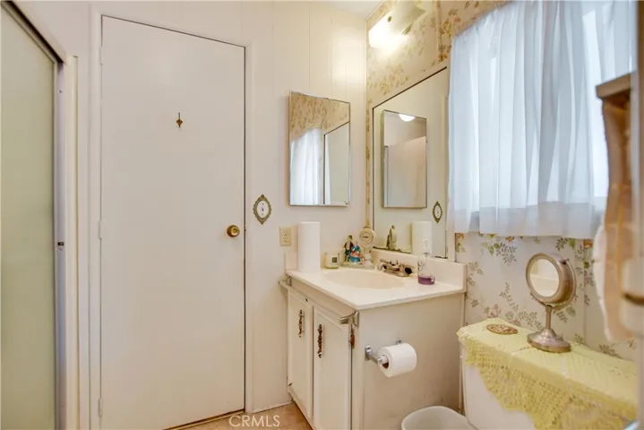 656 Palos Drive, Hemet, California 92543