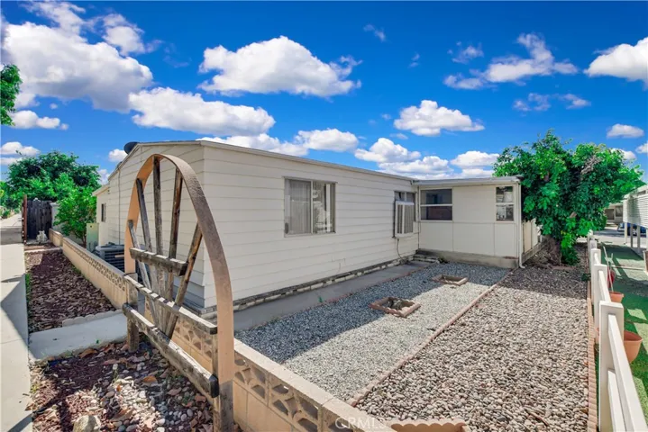 656 Palos Drive, Hemet, California 92543