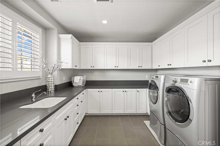 115 Homecoming, Irvine, California 92602