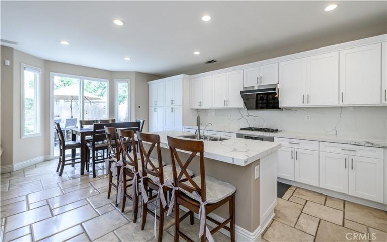 5 Pacific Crst, Irvine, California 92602