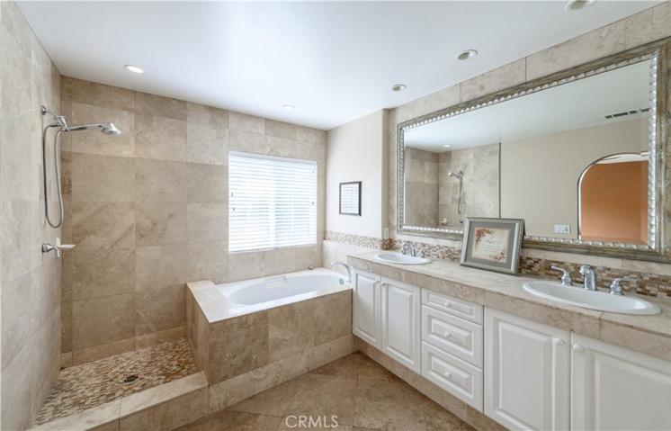 5 Pacific Crst, Irvine, California 92602