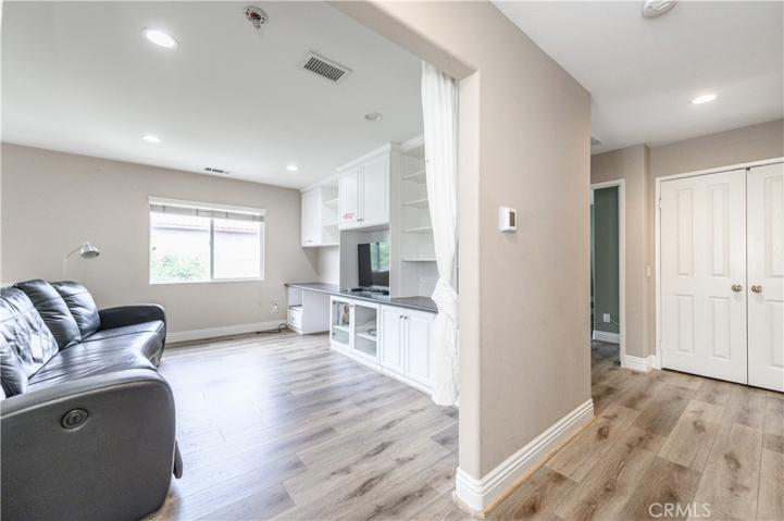5 Pacific Crst, Irvine, California 92602