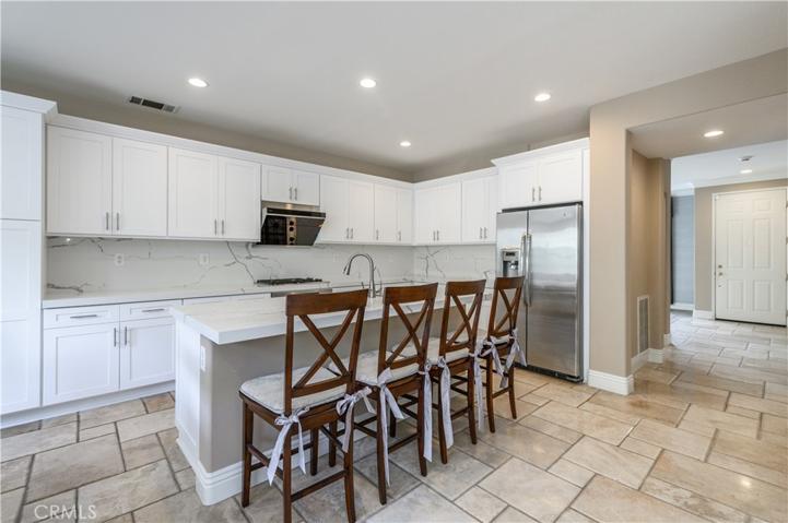 5 Pacific Crst, Irvine, California 92602