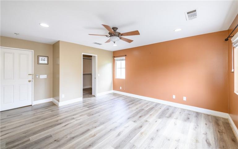 5 Pacific Crst, Irvine, California 92602