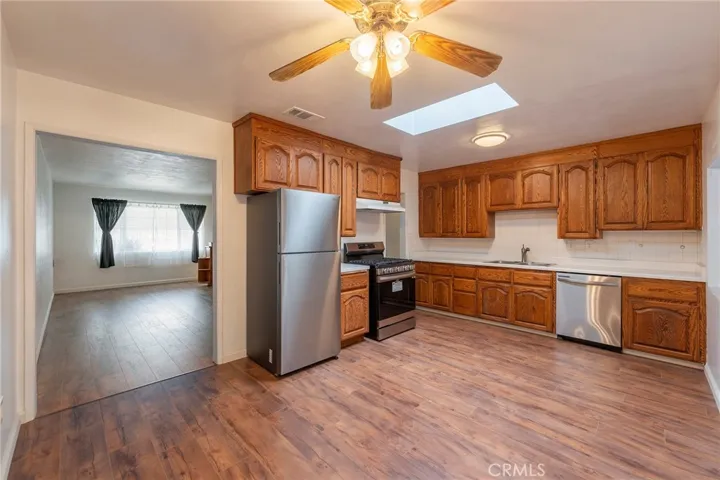 Looking toward the Living room