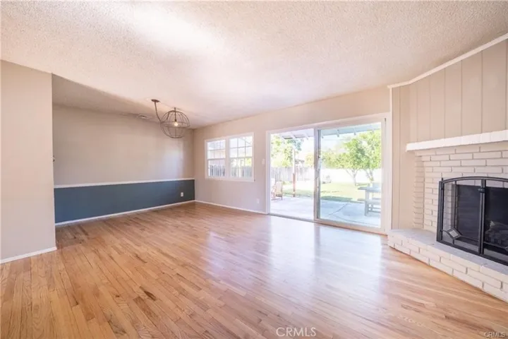 22609 Mariano Street, Woodland Hills, California 91367