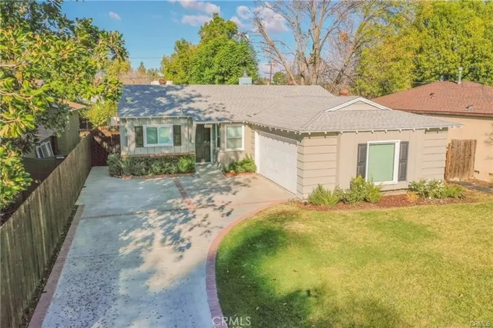 22609 Mariano Street, Woodland Hills, California 91367