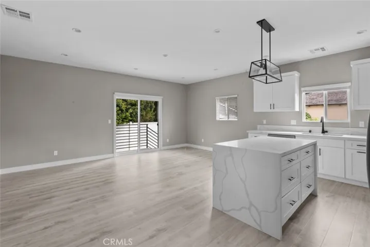 22609 Mariano Street, Woodland Hills, California 91367