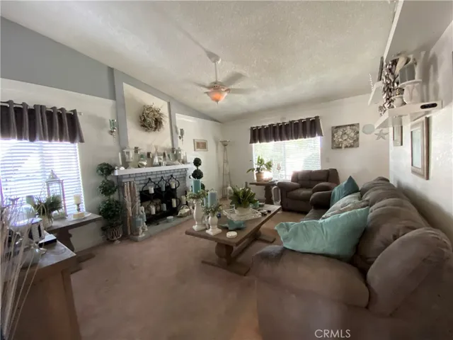 121 S Massachusetts Street, Lake Elsinore, California 92530
