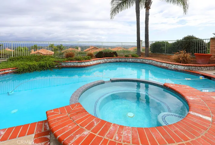 29562 Seriana, Laguna Niguel, California 92677