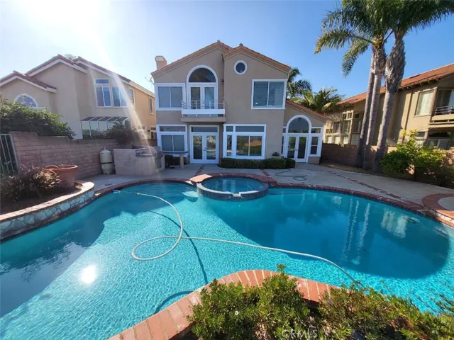 29562 Seriana, Laguna Niguel, California 92677