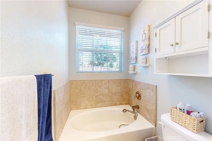 Soaking tub.