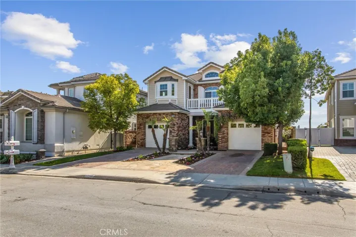 17166 Santa Cruz Court, Yorba Linda, California 92886