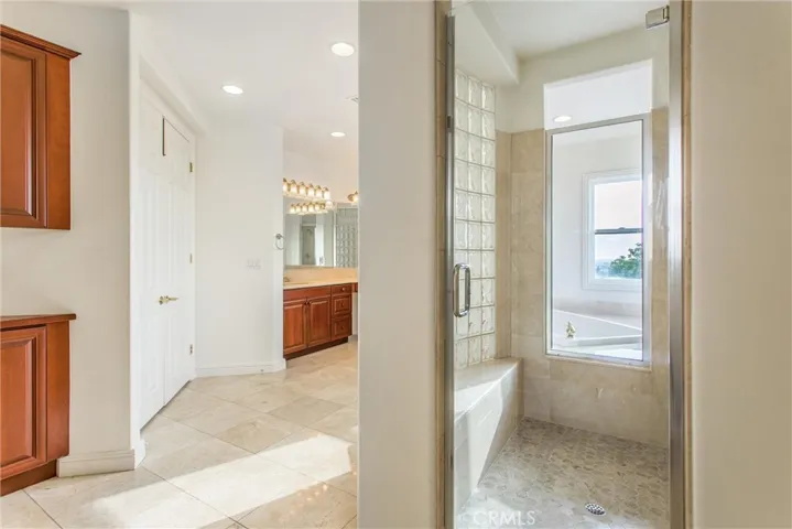 Master bath shower