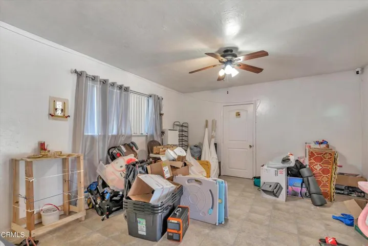 015_Family Room