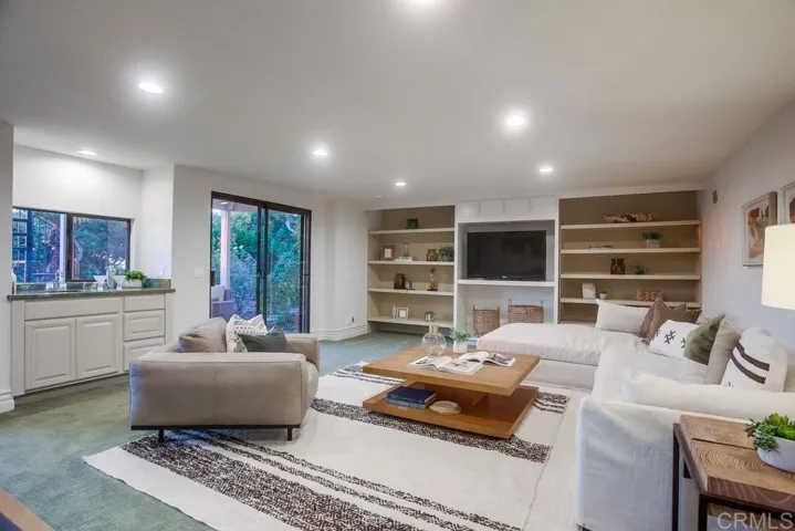 621 N Granados Avenue, Solana Beach, California 92075