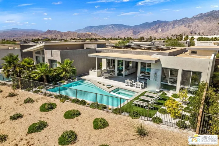 1240 Celadon Street, Palm Springs, California 92262