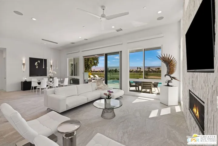 1240 Celadon Street, Palm Springs, California 92262