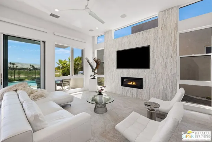 1240 Celadon Street, Palm Springs, California 92262