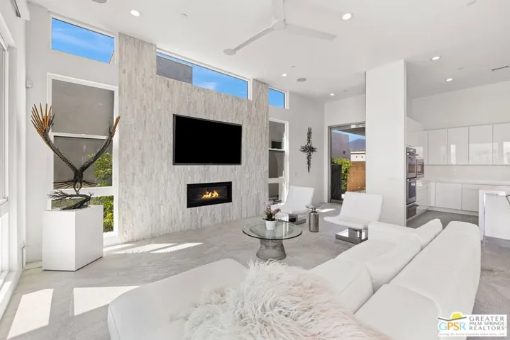 1240 Celadon Street, Palm Springs, California 92262