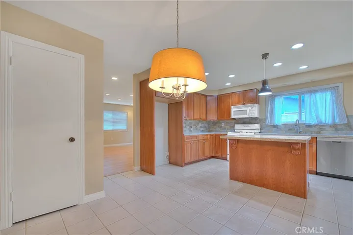 4320 Rudisill Street, Montclair, California 91763