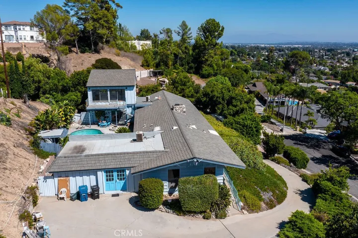 9811 Newcomb Avenue, Whittier, California 90603