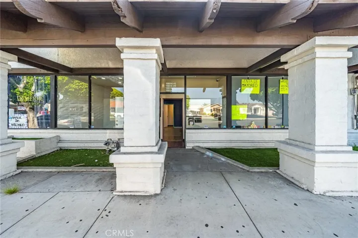 15514 Paramount Boulevard, Paramount, California 90723