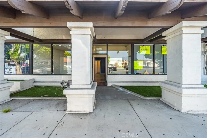15514 Paramount Boulevard, Paramount, California 90723