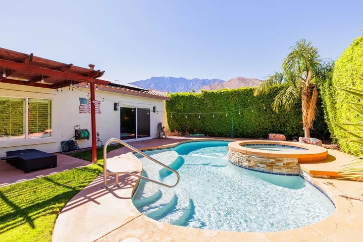 972 Mira Grande, Palm Springs, California 92262