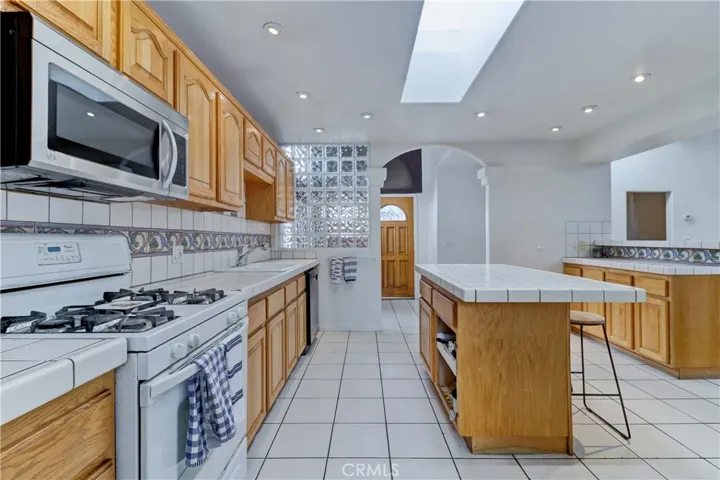 1937 Julie Avenue, Fullerton, California 92833