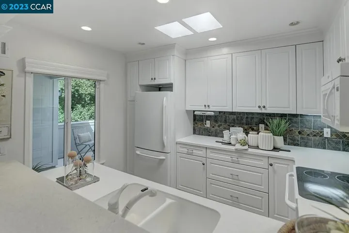 2201 Golden Rain Rd Unit 3, Walnut Creek, California 94595