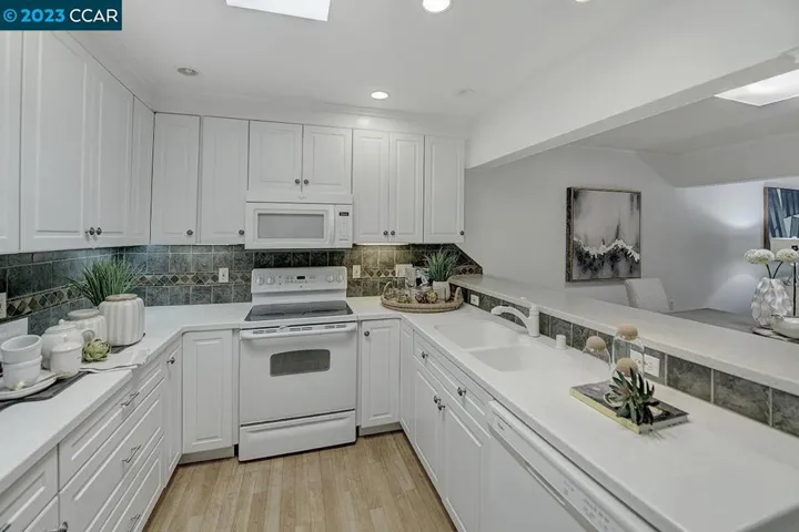 2201 Golden Rain Rd Unit 3, Walnut Creek, California 94595