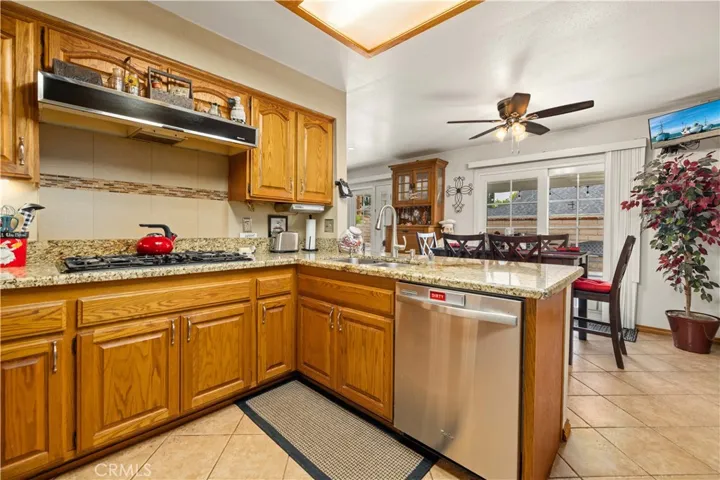 27919 Rigel Drive, Canyon Country, California 91351