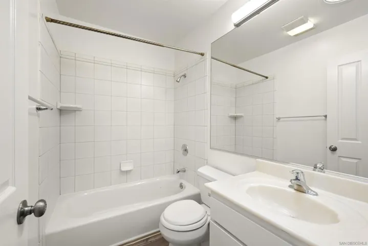 5430 Baltimore Dr Unit 28, La Mesa, California 91942