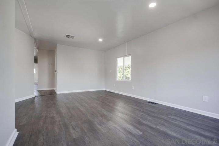 12824 Fiesta Dr Unit 311, Poway, California 92064