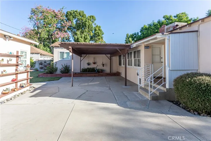 1037 N Parish Place, Burbank, California 91506