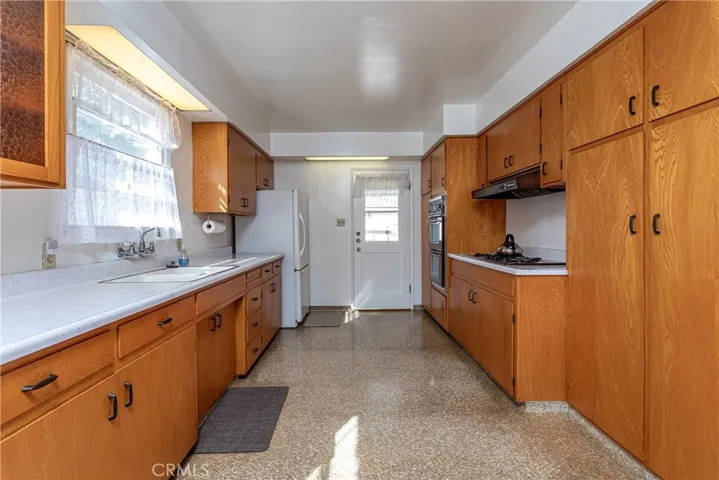1037 N Parish Place, Burbank, California 91506