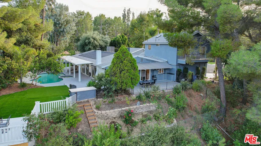 3914 Braewood Court, Tarzana, California 91356
