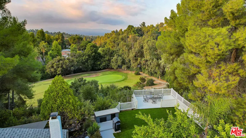 3914 Braewood Court, Tarzana, California 91356
