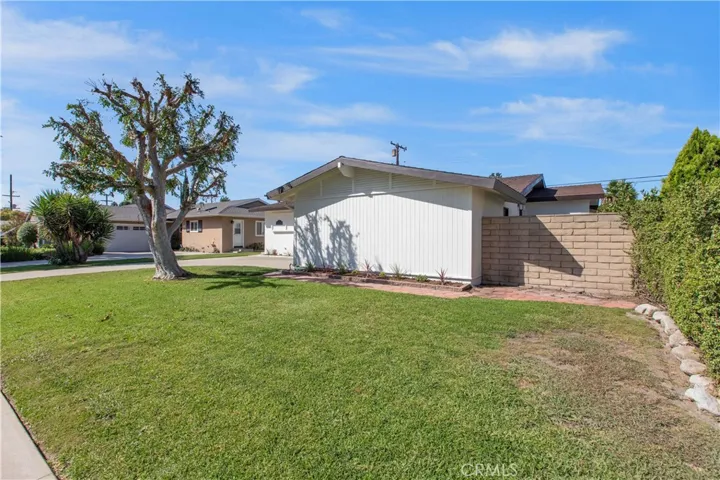 1119 S Orchard Avenue, Fullerton, California 92833