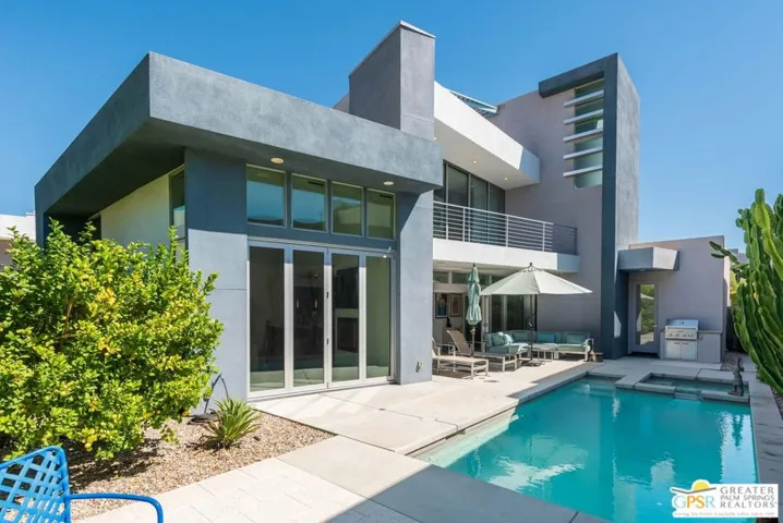 Rear Patio & Pool