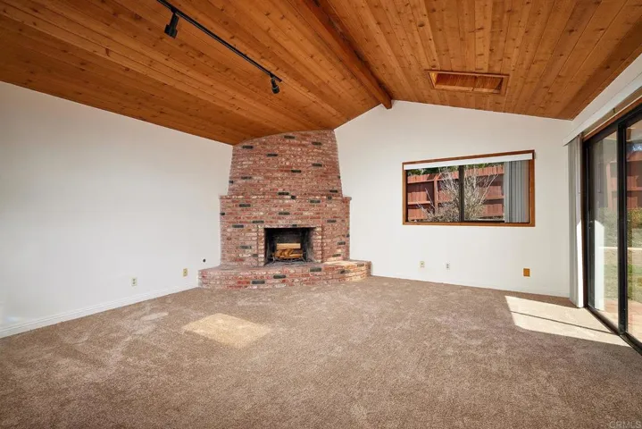 325 Village Run E, Encinitas, California 92024